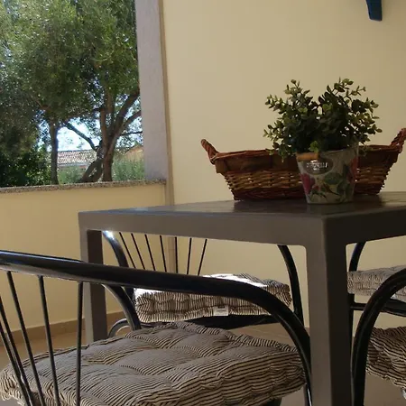 Olea Apartman Pinezici (Krk)